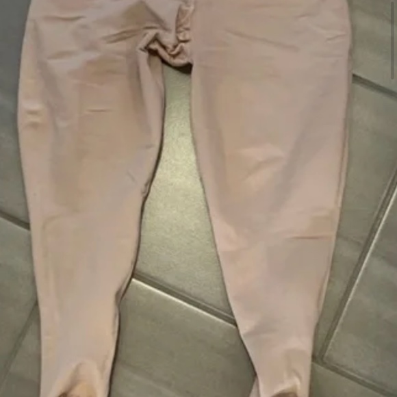 Sigvaris compression tights - Picture 2 of 3